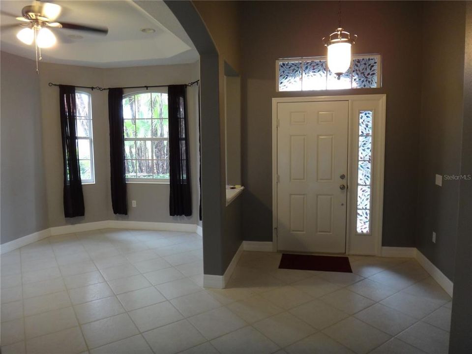 For Rent: $3,750 (2 beds, 2 baths, 2004 Square Feet)