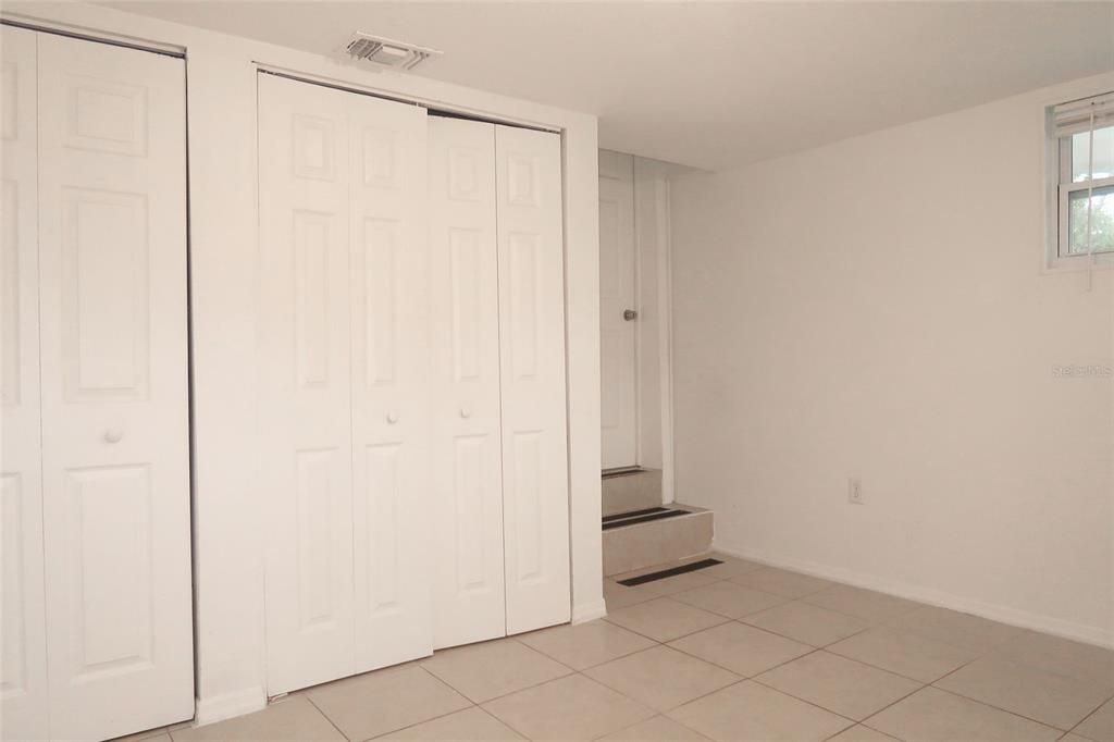 出租: $1,095 (1 贝兹, 1 浴室, 608 平方英尺)