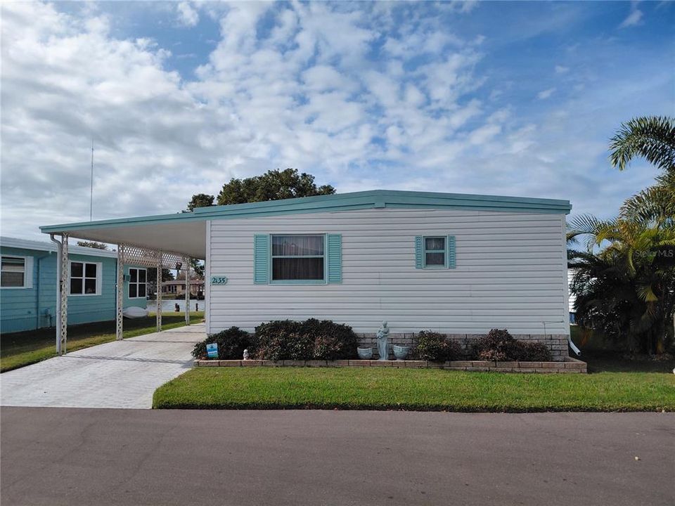 En Venta: $160,000 (2 camas, 2 baños, 984 Pies cuadrados)