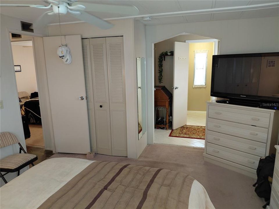 En Venta: $160,000 (2 camas, 2 baños, 984 Pies cuadrados)