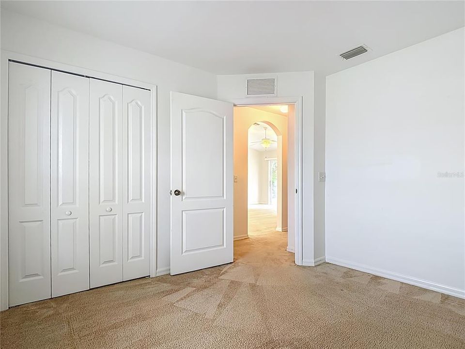 For Sale: $274,999 (3 beds, 2 baths, 1408 Square Feet)