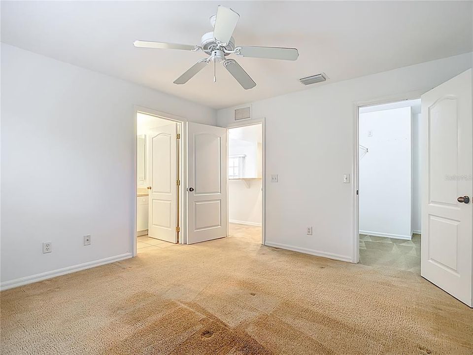 For Sale: $274,999 (3 beds, 2 baths, 1408 Square Feet)