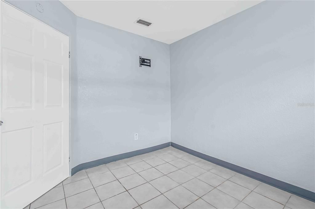 В аренду: $1,500 (1 спален, 1 ванн, 500 Квадратных фут)