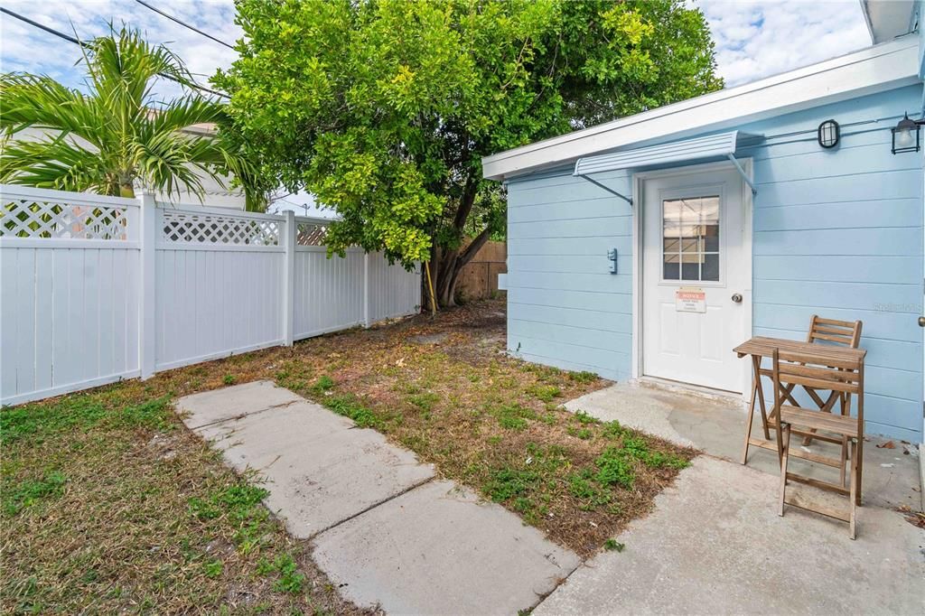 В аренду: $1,500 (1 спален, 1 ванн, 500 Квадратных фут)