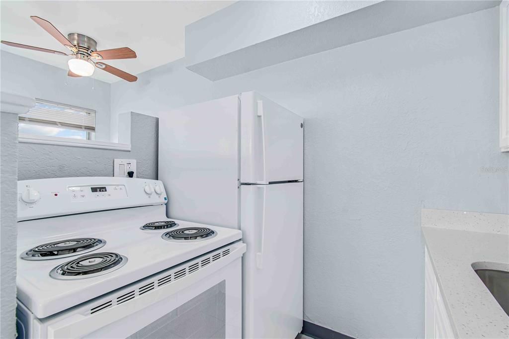 В аренду: $1,500 (1 спален, 1 ванн, 500 Квадратных фут)