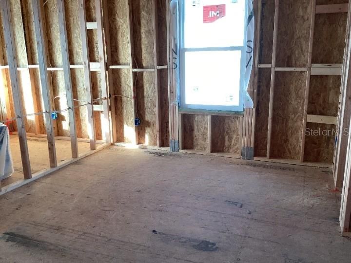 For Sale: $499,990 (4 beds, 2 baths, 2113 Square Feet)