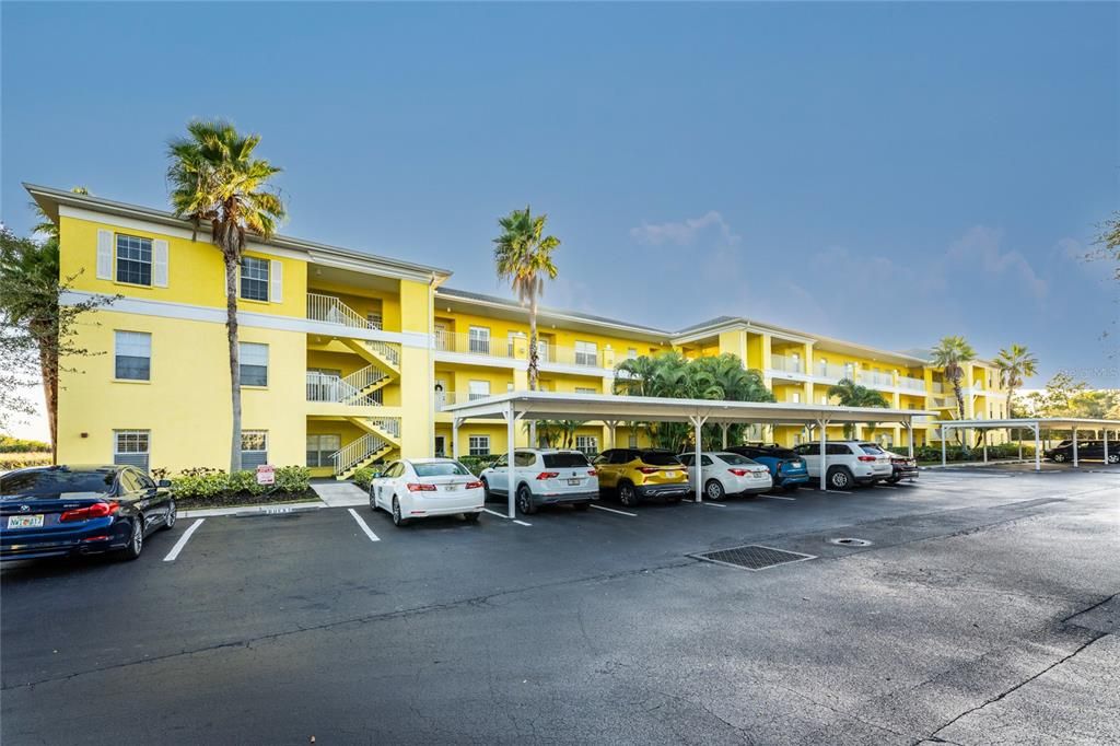 待售: $159,000 (2 贝兹, 2 浴室, 996 平方英尺)