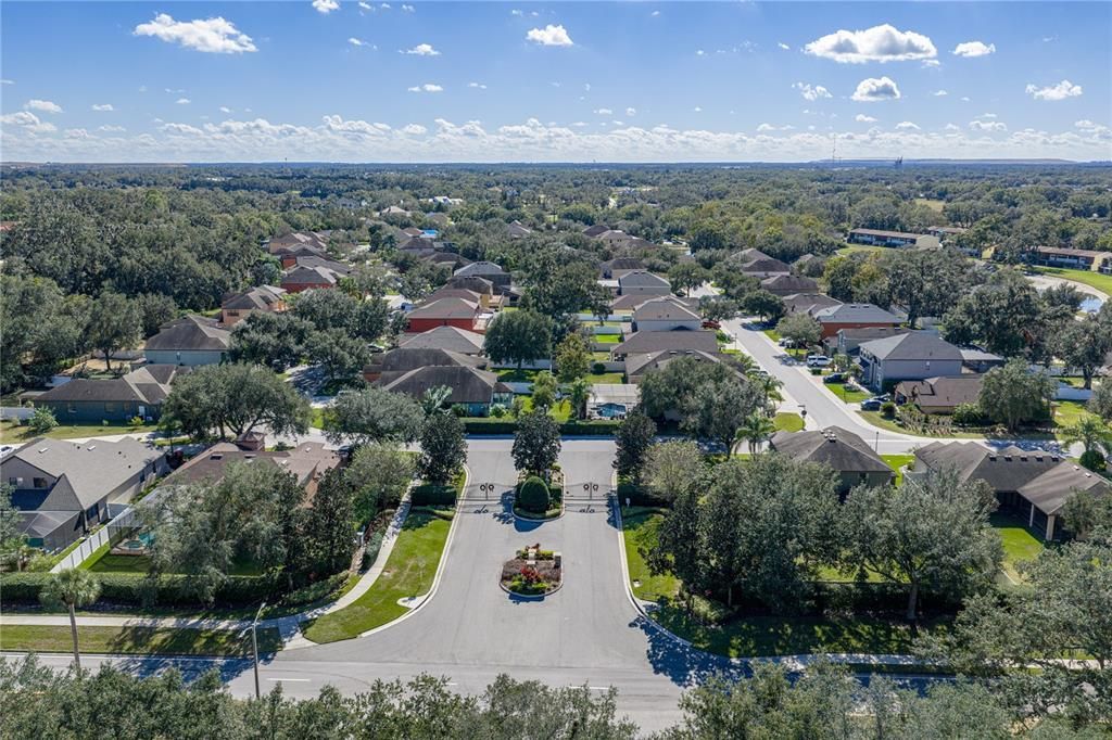 En Venta: $675,000 (6 camas, 4 baños, 4298 Pies cuadrados)