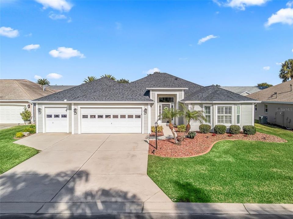 For Sale: $469,000 (3 beds, 2 baths, 2061 Square Feet)