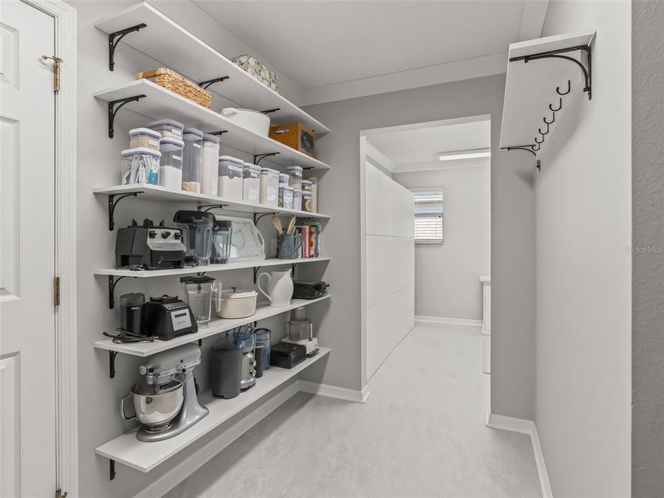 For Sale: $469,000 (3 beds, 2 baths, 2061 Square Feet)