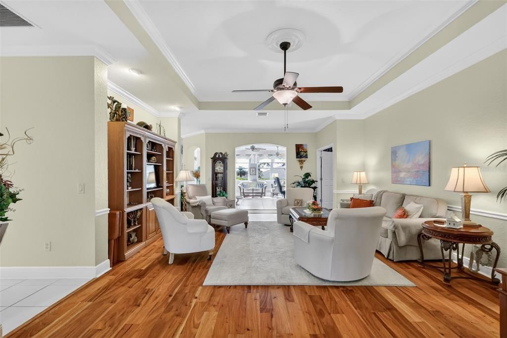 На продажу: $550,000 (3 спален, 2 ванн, 2400 Квадратных фут)