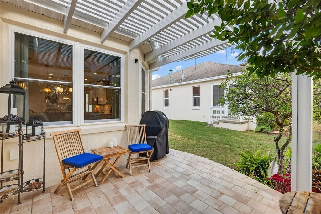 На продажу: $550,000 (3 спален, 2 ванн, 2400 Квадратных фут)