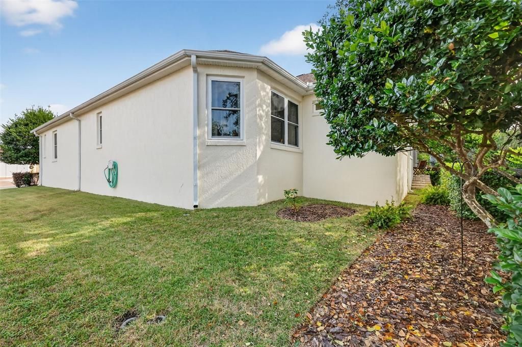 На продажу: $550,000 (3 спален, 2 ванн, 2400 Квадратных фут)