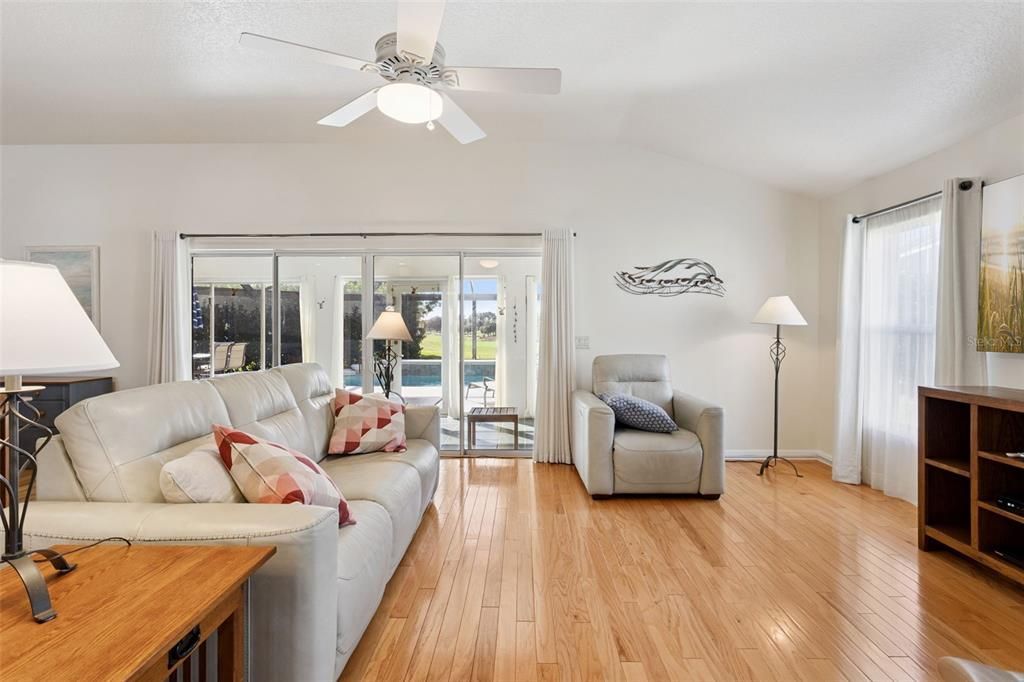 Active With Contract: $570,000 (3 beds, 2 baths, 1920 Square Feet)