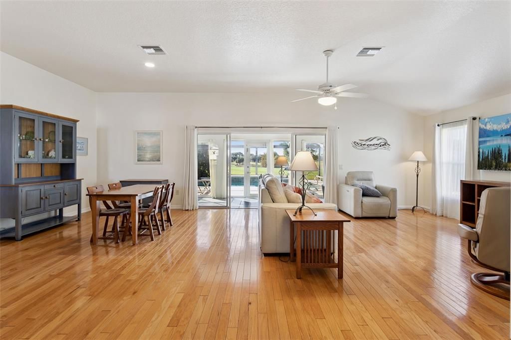 Active With Contract: $570,000 (3 beds, 2 baths, 1920 Square Feet)