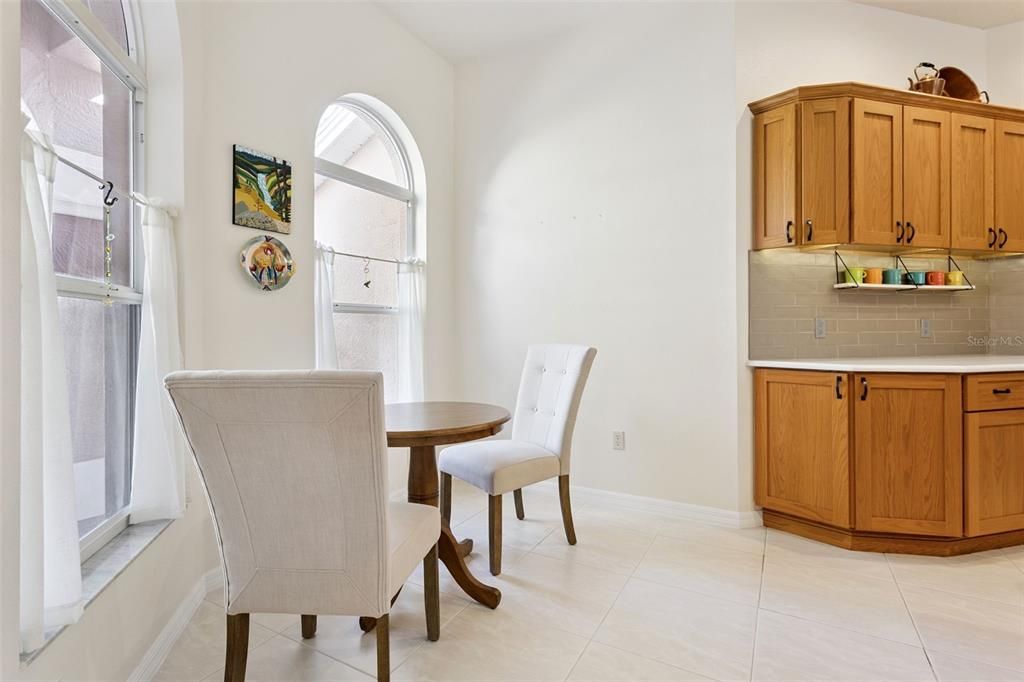 Active With Contract: $570,000 (3 beds, 2 baths, 1920 Square Feet)