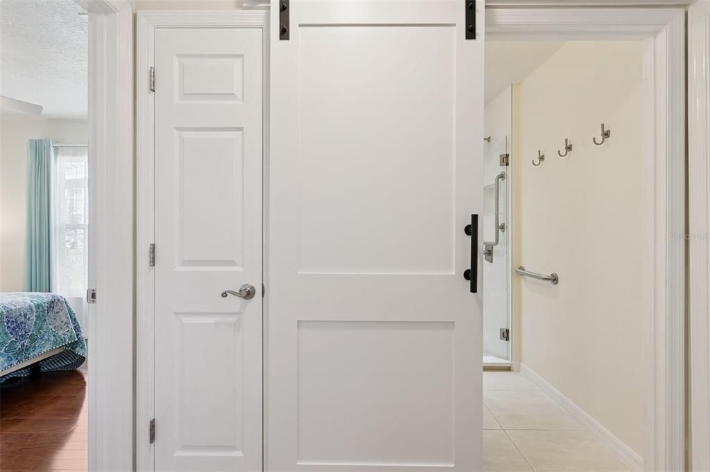 Active With Contract: $570,000 (3 beds, 2 baths, 1920 Square Feet)