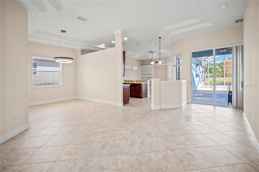 待售: $545,000 (3 贝兹, 2 浴室, 2073 平方英尺)