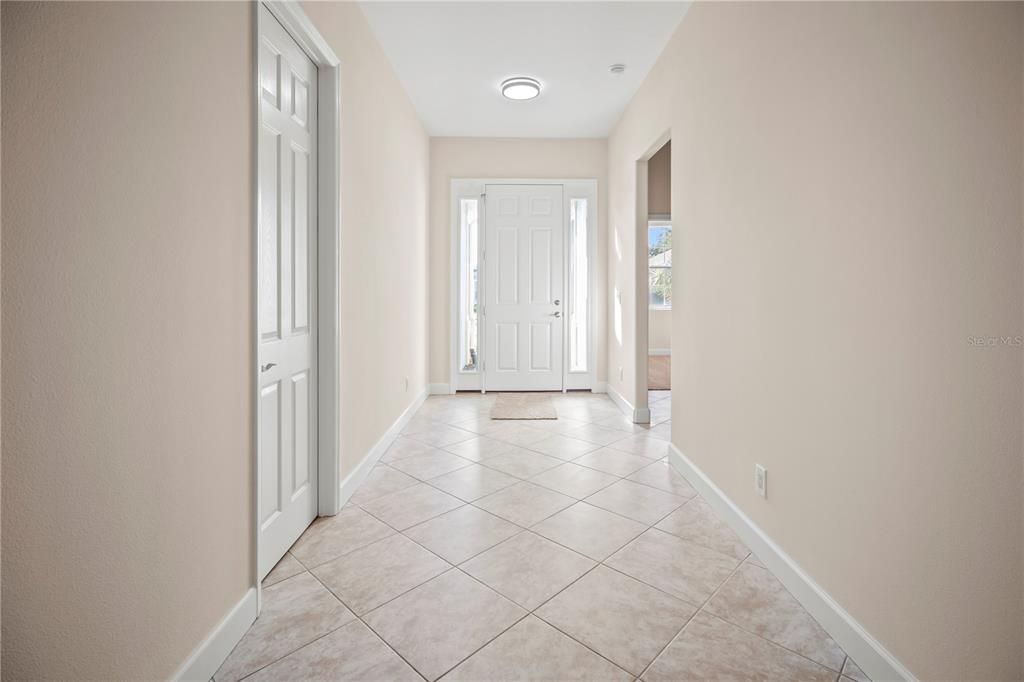 待售: $545,000 (3 贝兹, 2 浴室, 2073 平方英尺)