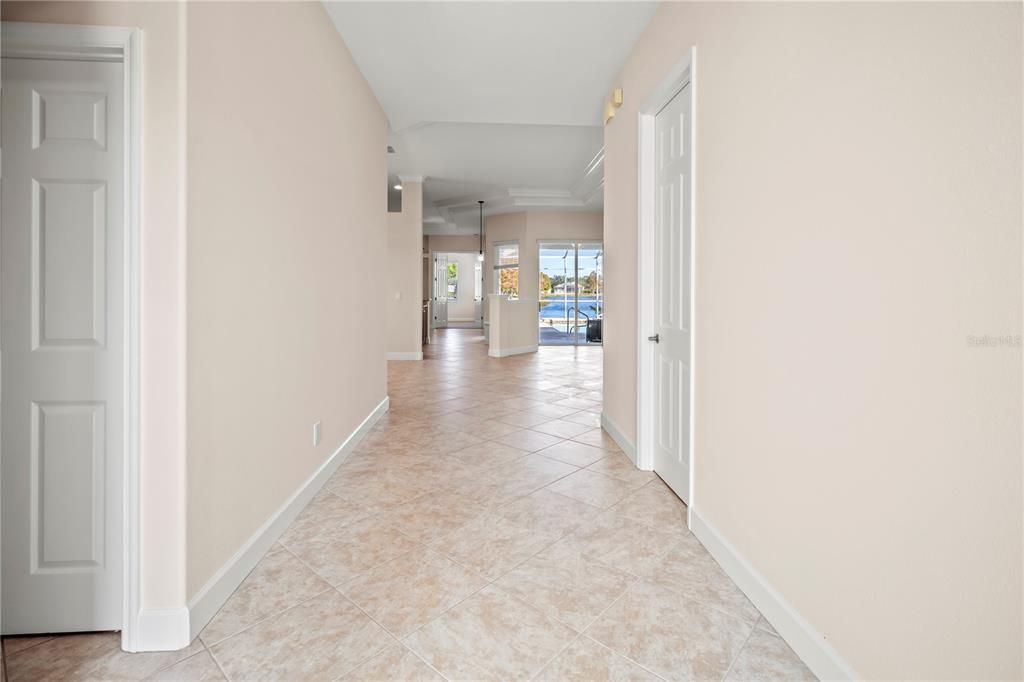 待售: $545,000 (3 贝兹, 2 浴室, 2073 平方英尺)