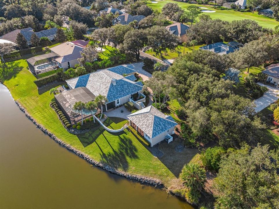 Activo con contrato: $1,275,000 (4 camas, 4 baños, 3501 Pies cuadrados)