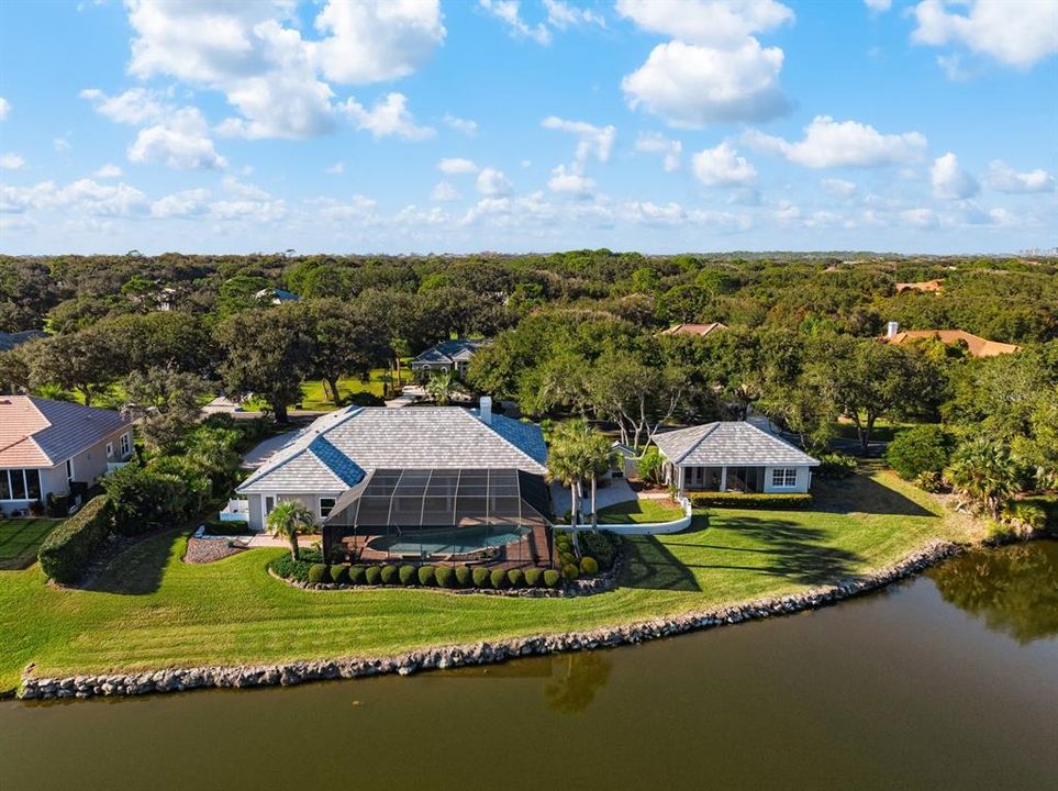 Activo con contrato: $1,275,000 (4 camas, 4 baños, 3501 Pies cuadrados)