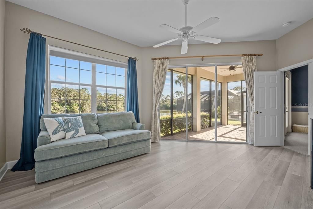 Activo con contrato: $1,275,000 (4 camas, 4 baños, 3501 Pies cuadrados)