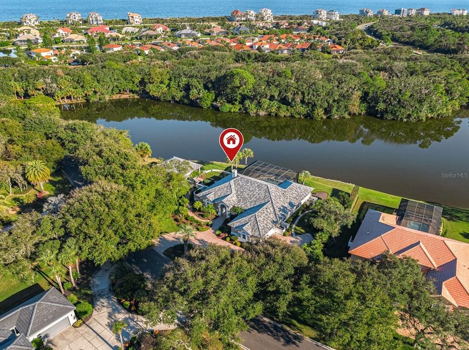 Activo con contrato: $1,275,000 (4 camas, 4 baños, 3501 Pies cuadrados)