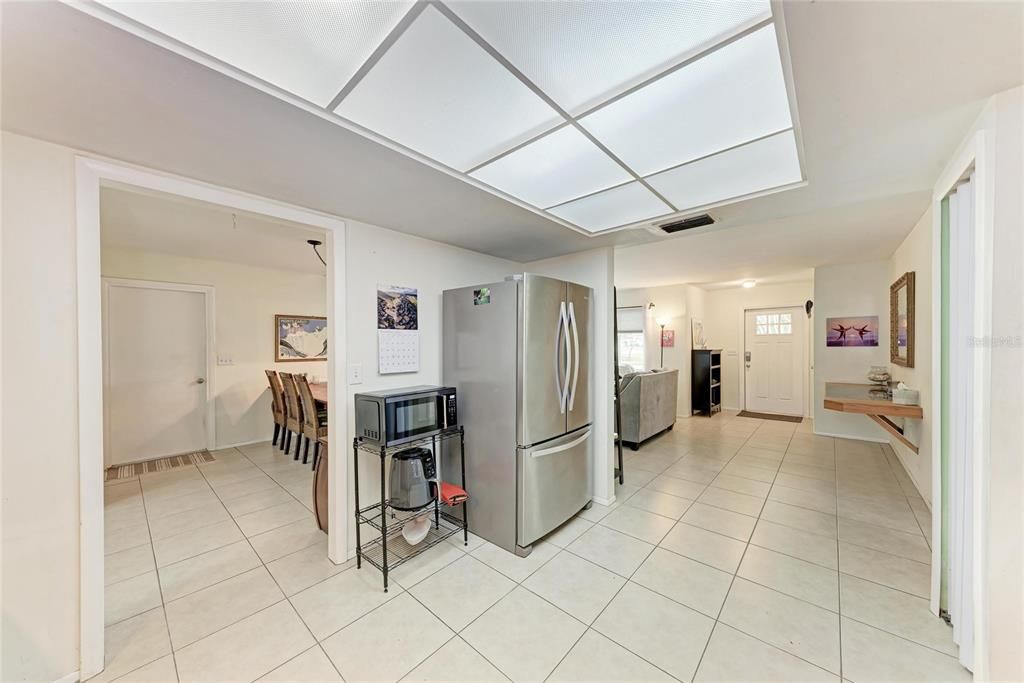 En Venta: $439,000 (3 camas, 2 baños, 1668 Pies cuadrados)