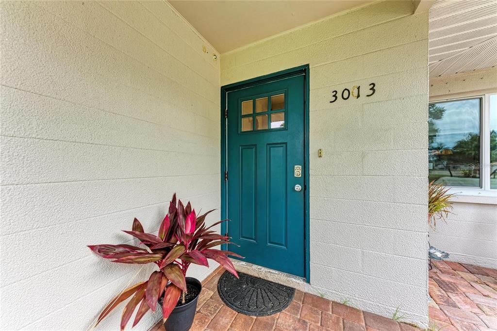 En Venta: $439,000 (3 camas, 2 baños, 1668 Pies cuadrados)