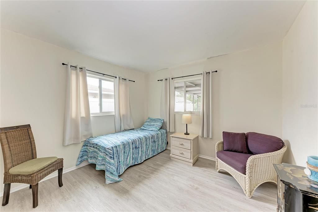 En Venta: $439,000 (3 camas, 2 baños, 1668 Pies cuadrados)