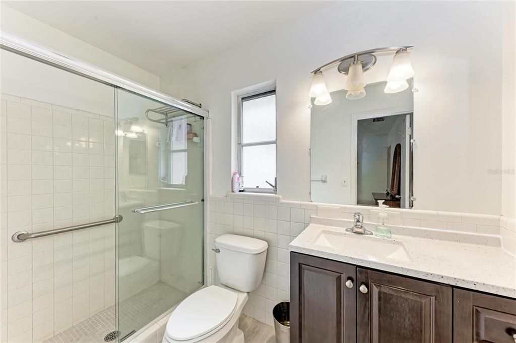 En Venta: $439,000 (3 camas, 2 baños, 1668 Pies cuadrados)