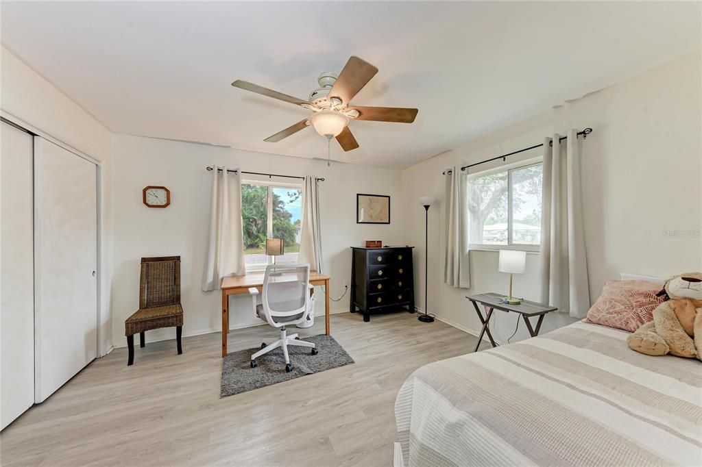 En Venta: $439,000 (3 camas, 2 baños, 1668 Pies cuadrados)