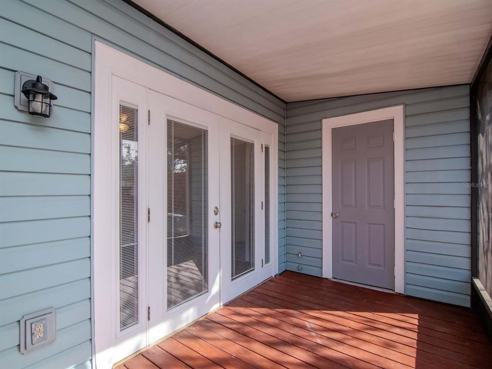 На продажу: $224,000 (2 спален, 2 ванн, 1261 Квадратных фут)