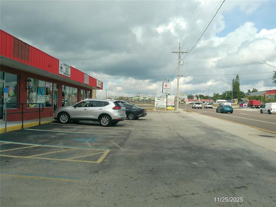 待售: $11,400 (0 贝兹, 0 浴室, 800 平方英尺)