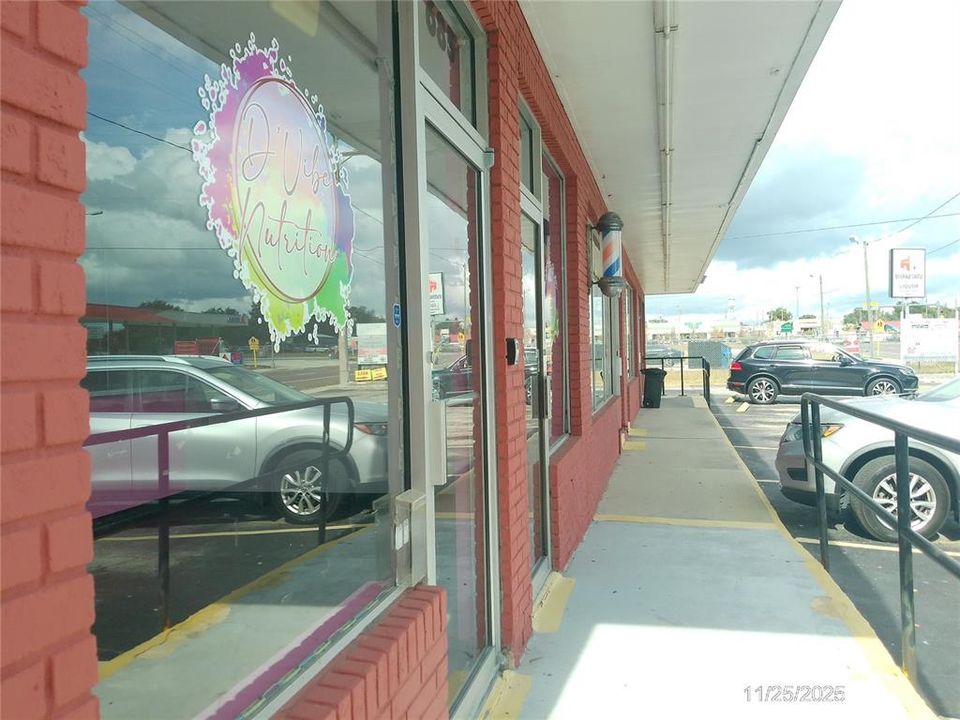 待售: $11,400 (0 贝兹, 0 浴室, 800 平方英尺)