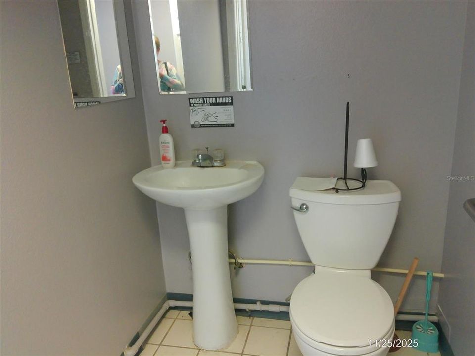 待售: $11,400 (0 贝兹, 0 浴室, 800 平方英尺)