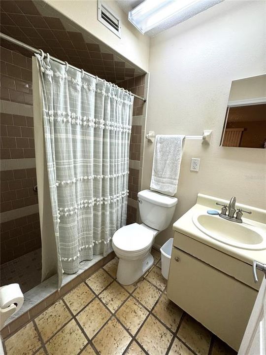 En Venta: $155,000 (2 camas, 2 baños, 1044 Pies cuadrados)