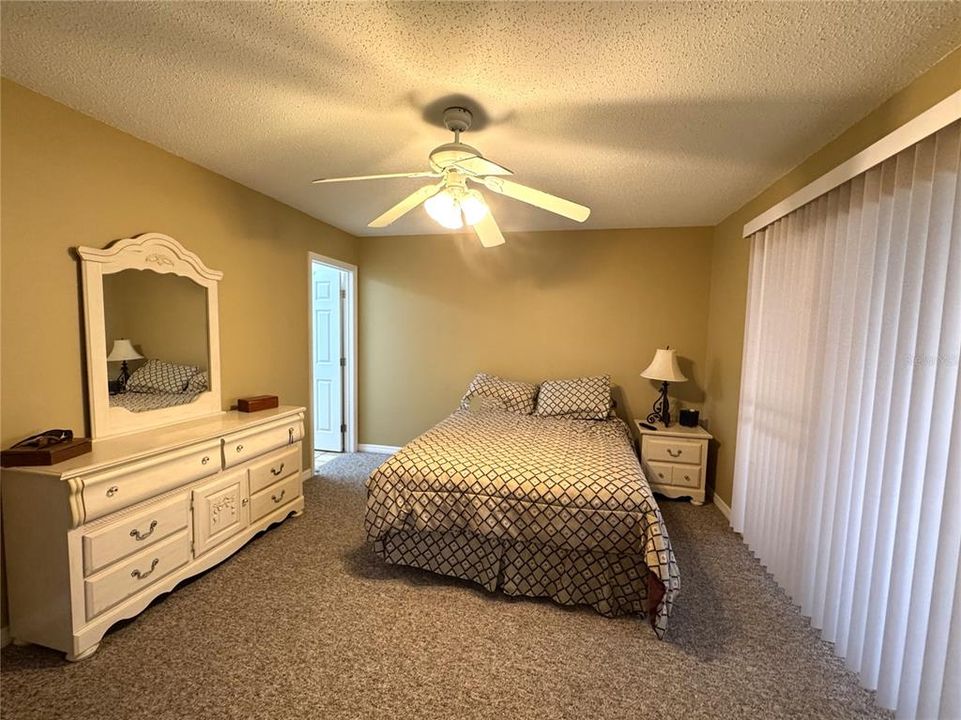 En Venta: $155,000 (2 camas, 2 baños, 1044 Pies cuadrados)