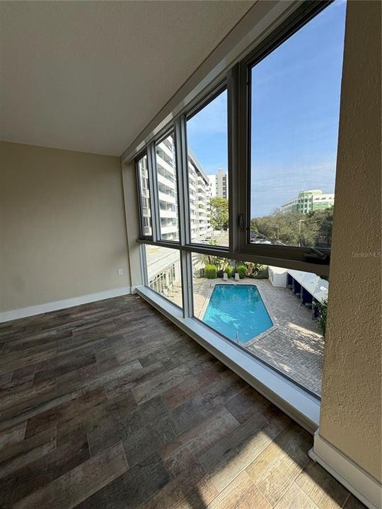 For Rent: $2,000 (1 beds, 1 baths, 859 Square Feet)