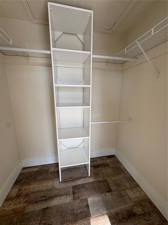 For Rent: $2,000 (1 beds, 1 baths, 859 Square Feet)