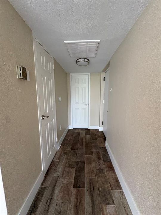 For Rent: $2,000 (1 beds, 1 baths, 859 Square Feet)