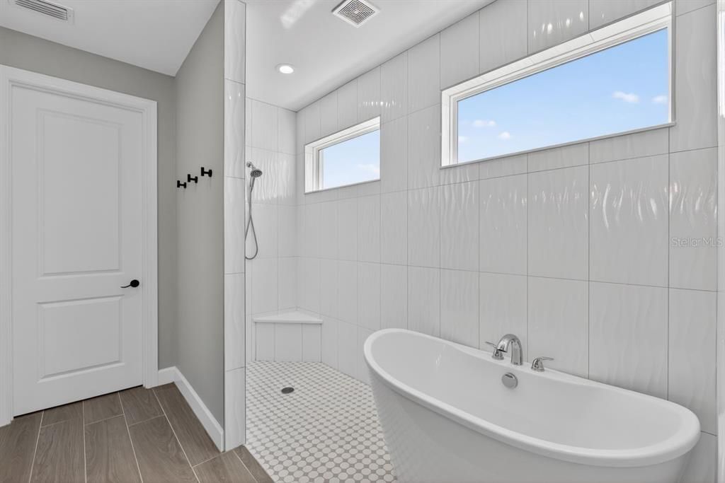 На продажу: $559,000 (3 спален, 2 ванн, 1878 Квадратных фут)