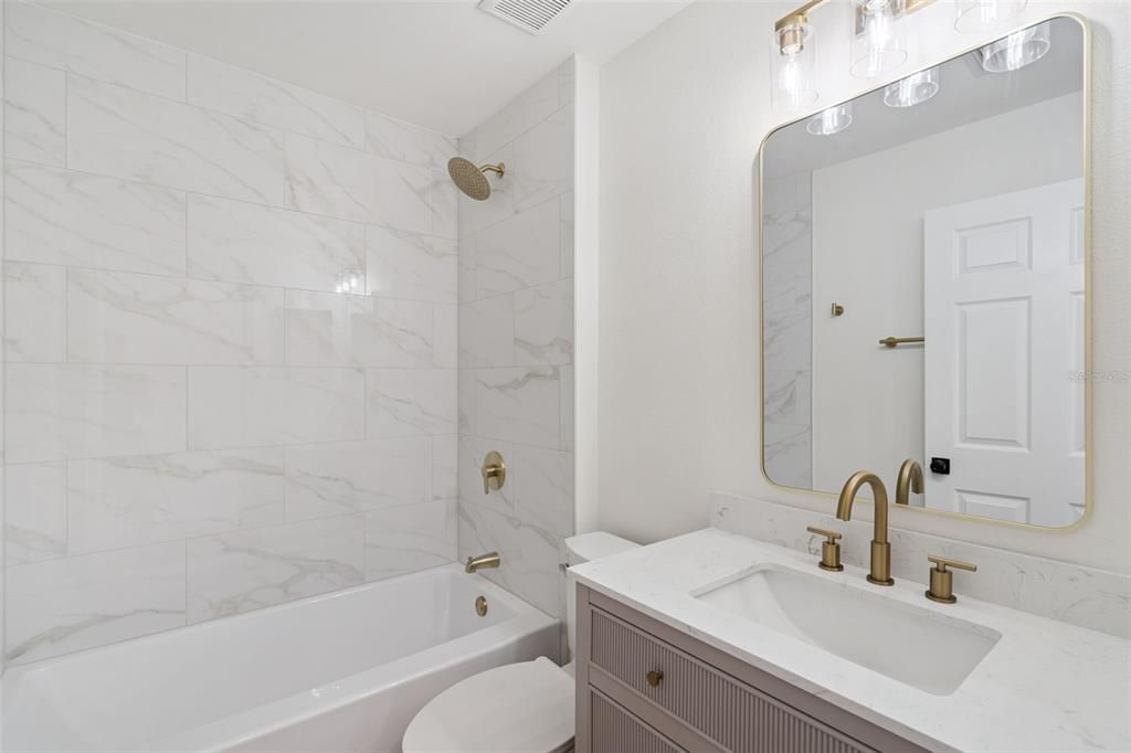 For Sale: $339,900 (3 beds, 2 baths, 1760 Square Feet)