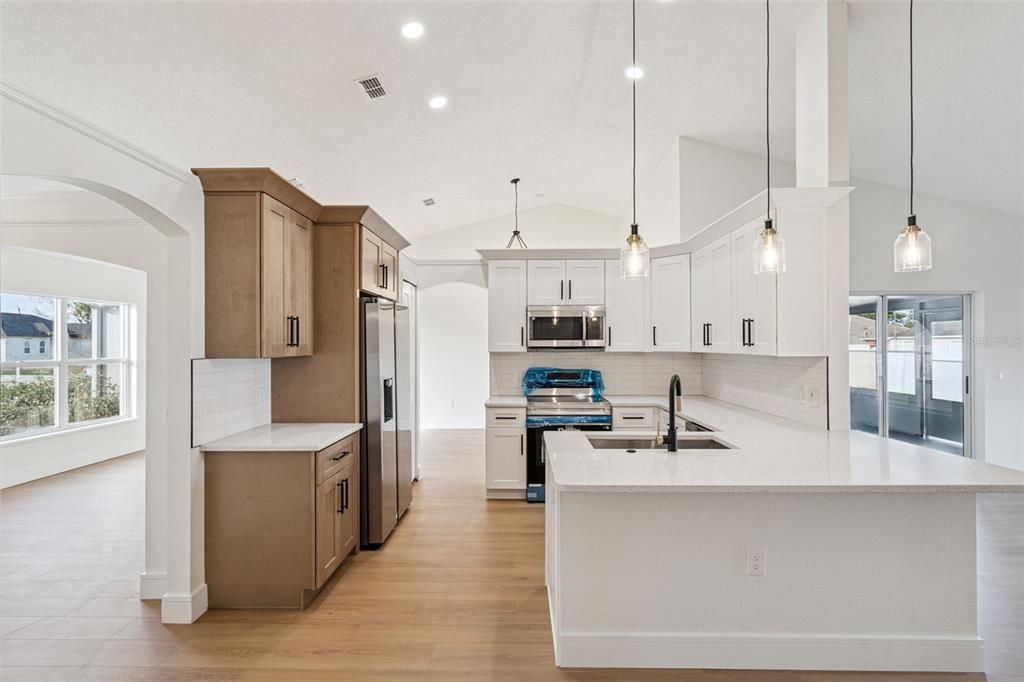 For Sale: $339,900 (3 beds, 2 baths, 1760 Square Feet)