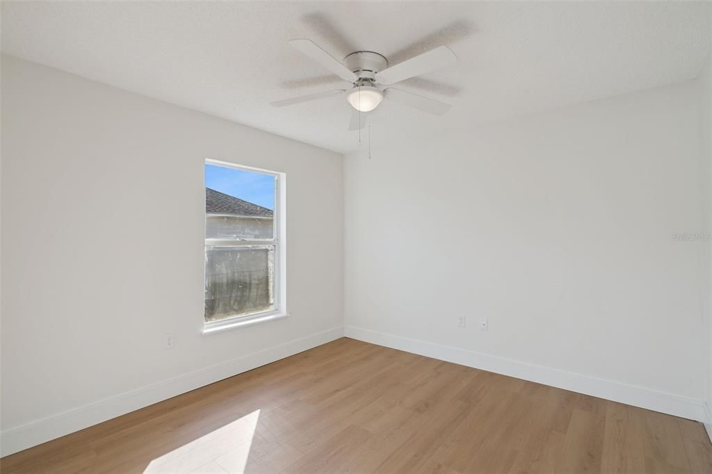 For Sale: $339,900 (3 beds, 2 baths, 1760 Square Feet)