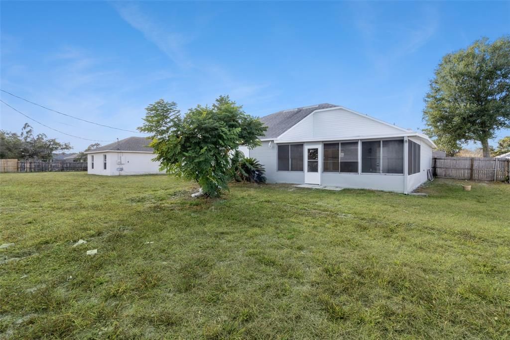 For Sale: $339,900 (3 beds, 2 baths, 1760 Square Feet)