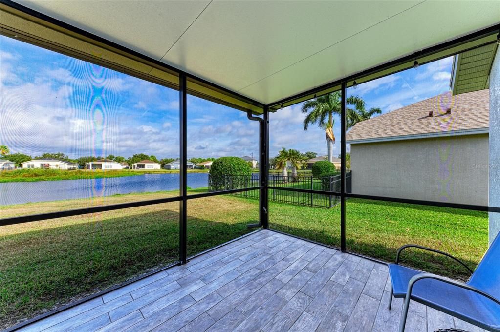 На продажу: $350,000 (4 спален, 2 ванн, 1684 Квадратных фут)