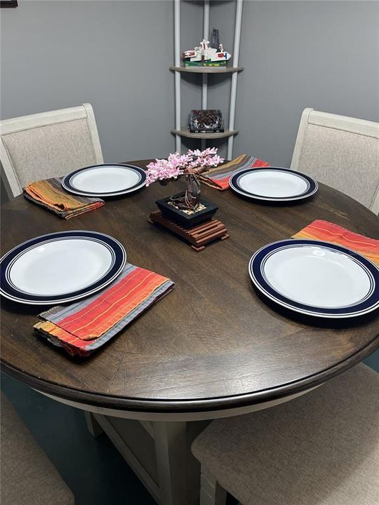 На продажу: $135,000 (1 спален, 1 ванн, 975 Квадратных фут)