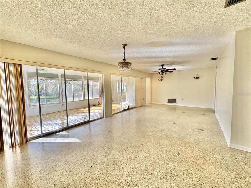 For Sale: $369,000 (3 beds, 2 baths, 1776 Square Feet)